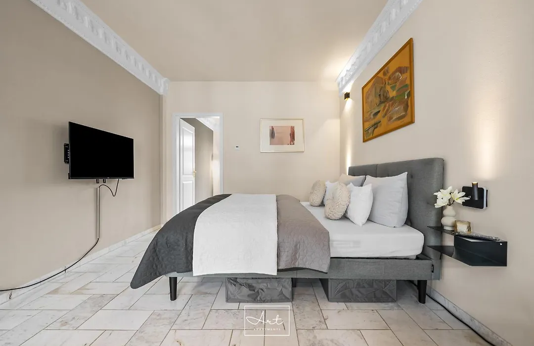 Art Apartments-1