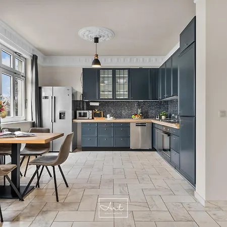 Art Apartments-3