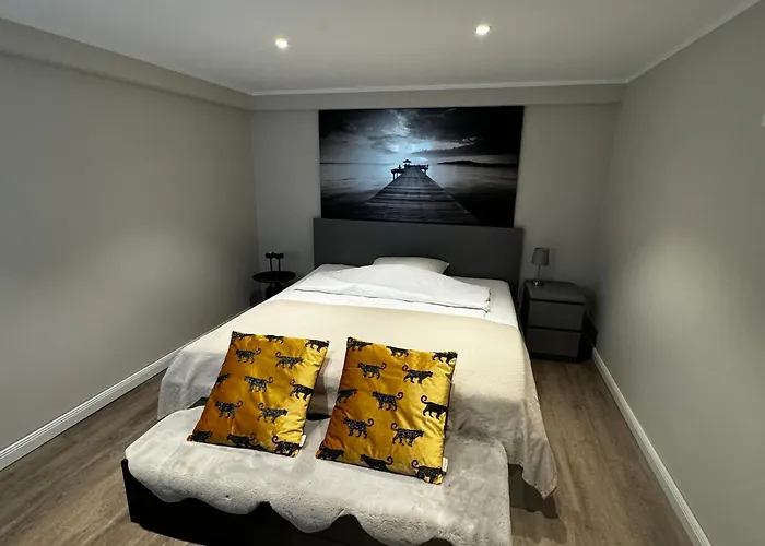 Souterrain - Privatwohnung mit Schlafzimmer im Einfamilienhaus Hamburg